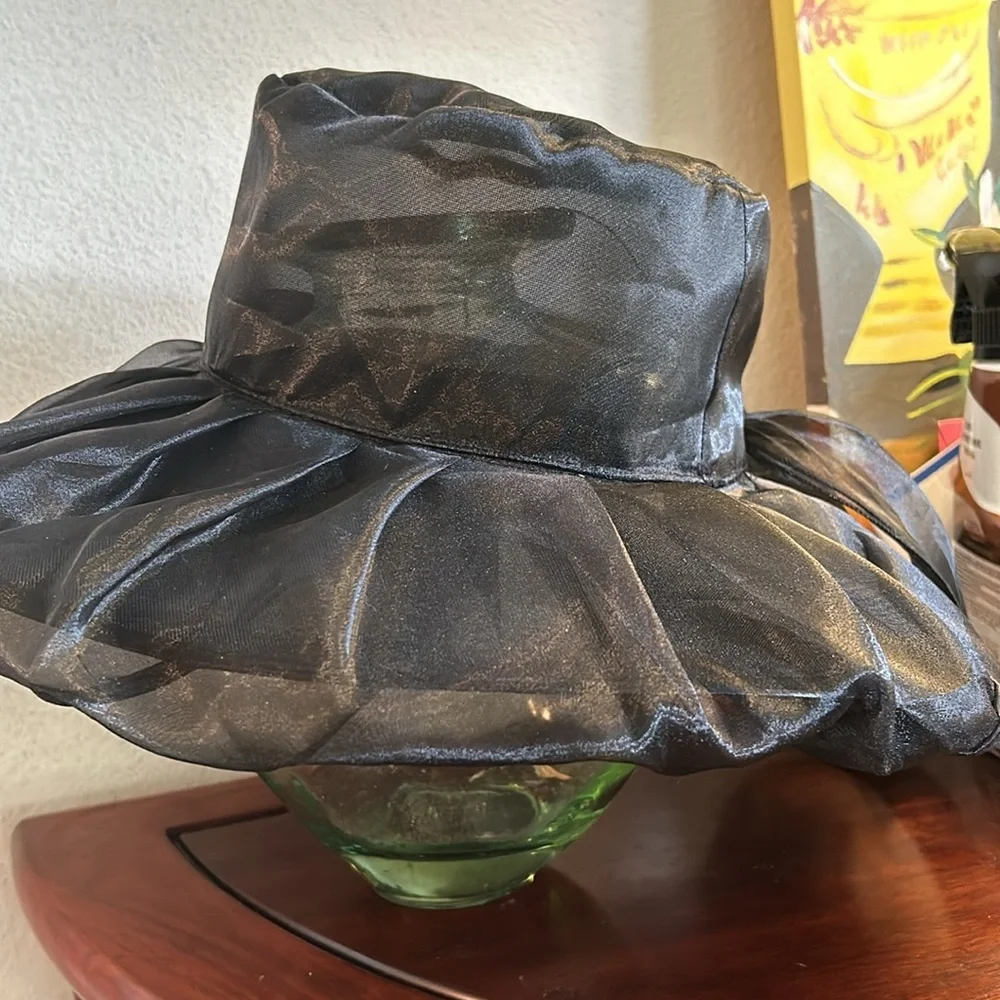 Black Hat by Saferin